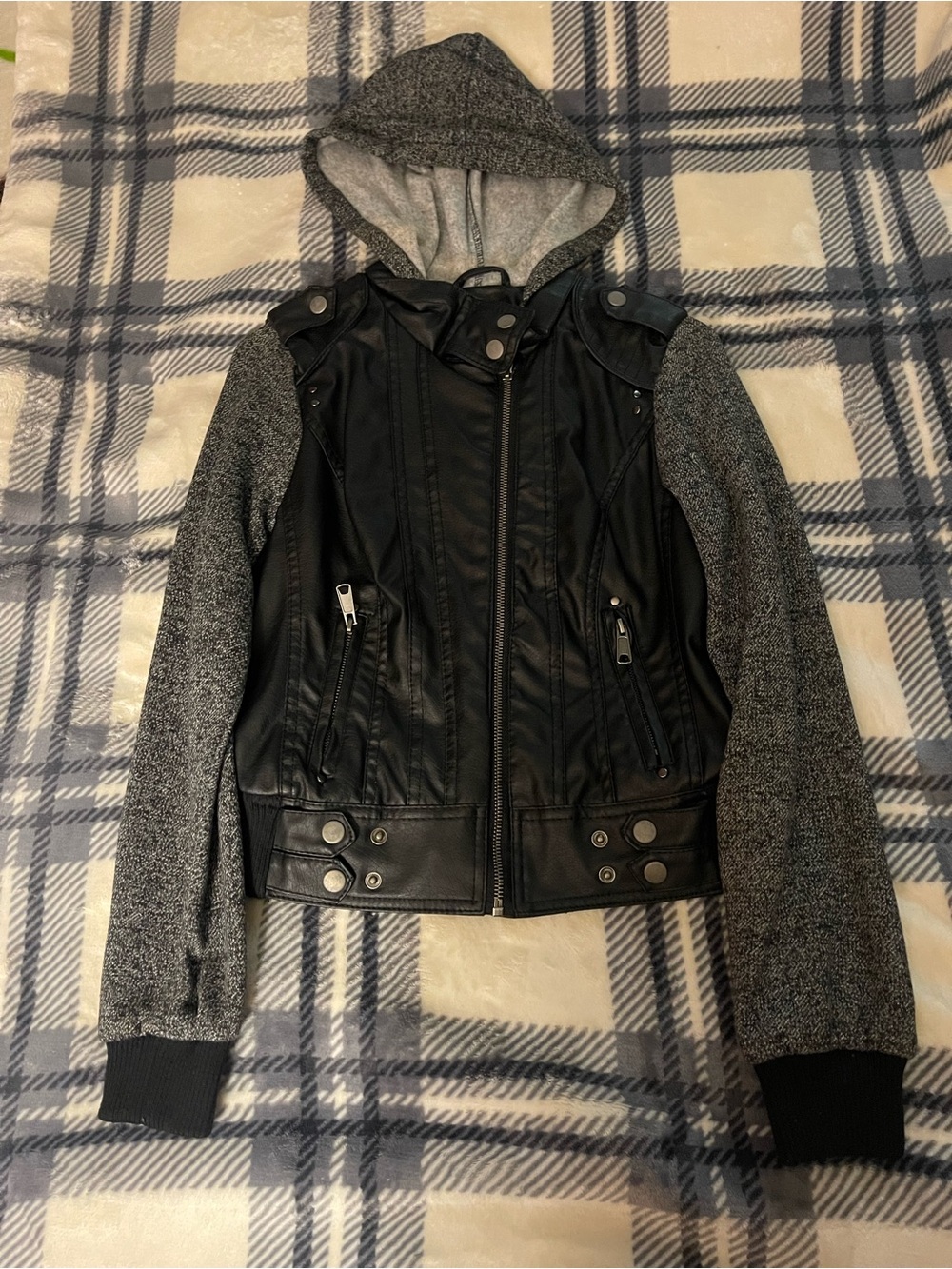New Look Black Faux Leather Jacket with grey Sleeves and hoodie y2K Vintage